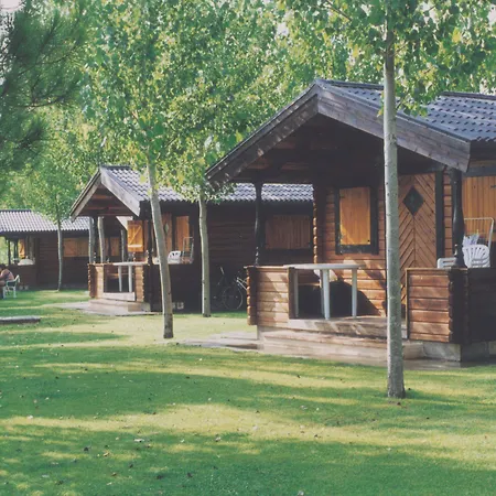 La Pedania Y - مكان تخييم