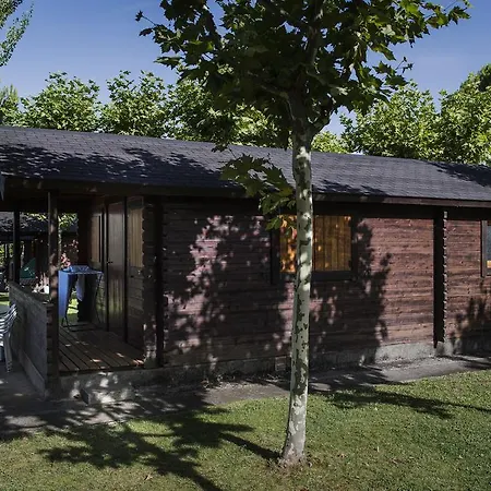 La Pedania Y - مكان تخييم