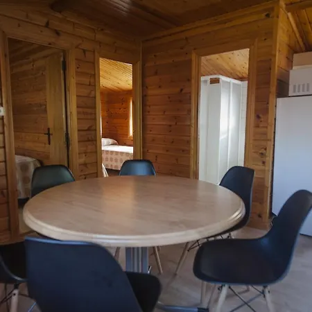 La Pedania Y - مكان تخييم