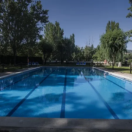 La Pedania Y - مكان تخييم Ligüerre de Cinca