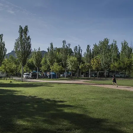 & Ligüerre de Cinca