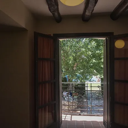 La Pedania Y - مكان تخييم