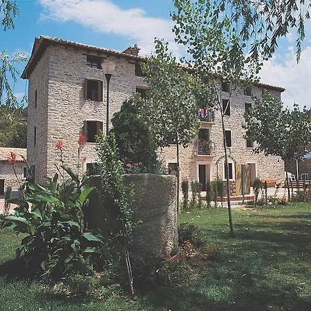 La Pedania Y - مكان تخييم