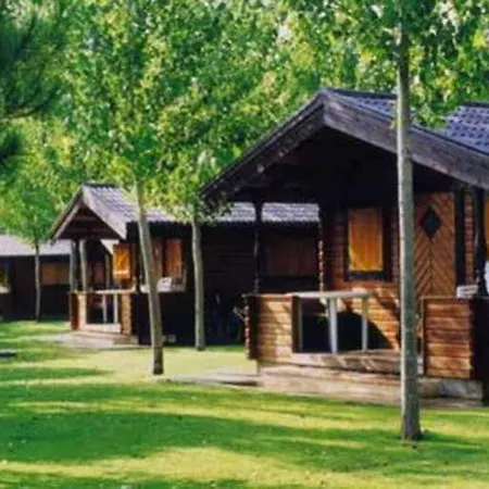 La Pedania Y - مكان تخييم