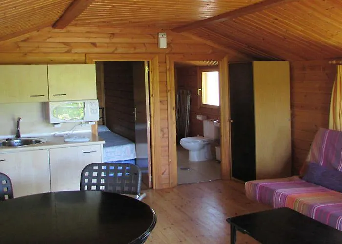 Camping La Pedania Y - Ligüerre de Cinca