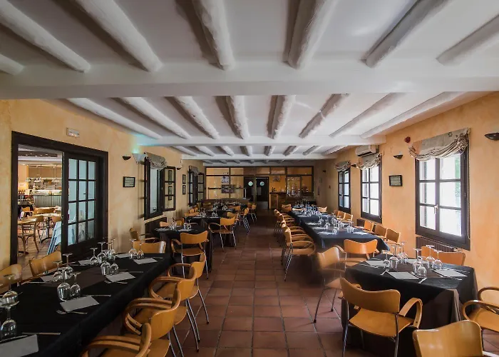 La Pedanía Y - Parque de Campismo 4*