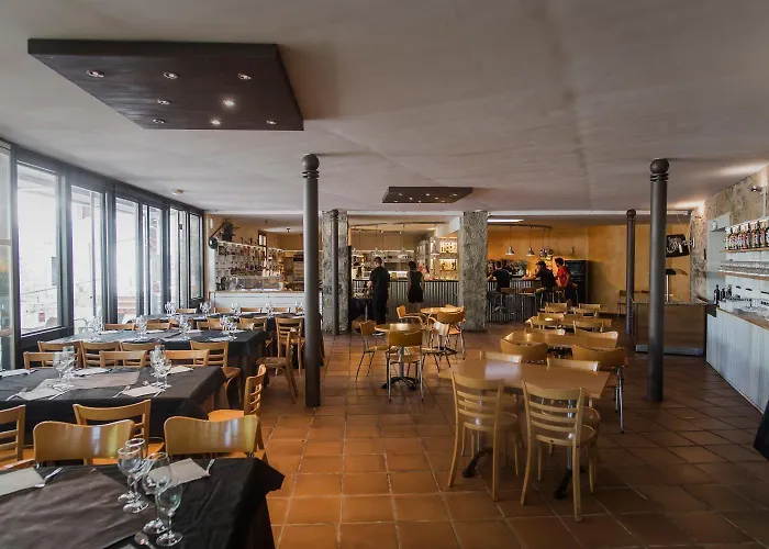 Camping La Pedania Y - 4*