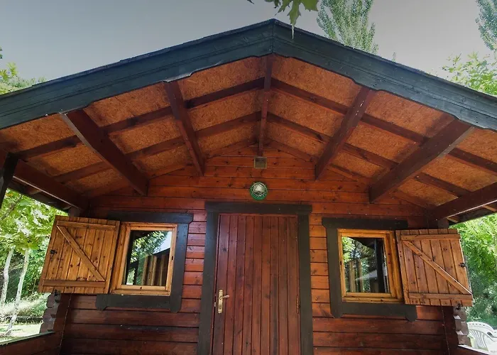 Camping La Pedania Y - 4*