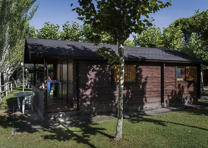 La Pedanía Y - Parque de Campismo