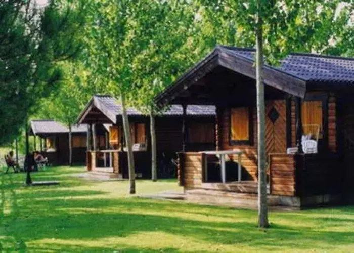 La Pedanía Y - Parque de Campismo